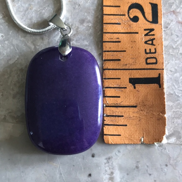 Stunning Purple Stone Pendant Necklace 18” Chain - Picture 5 of 7